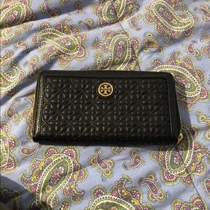 Tory Burch Bryant Black Wallet